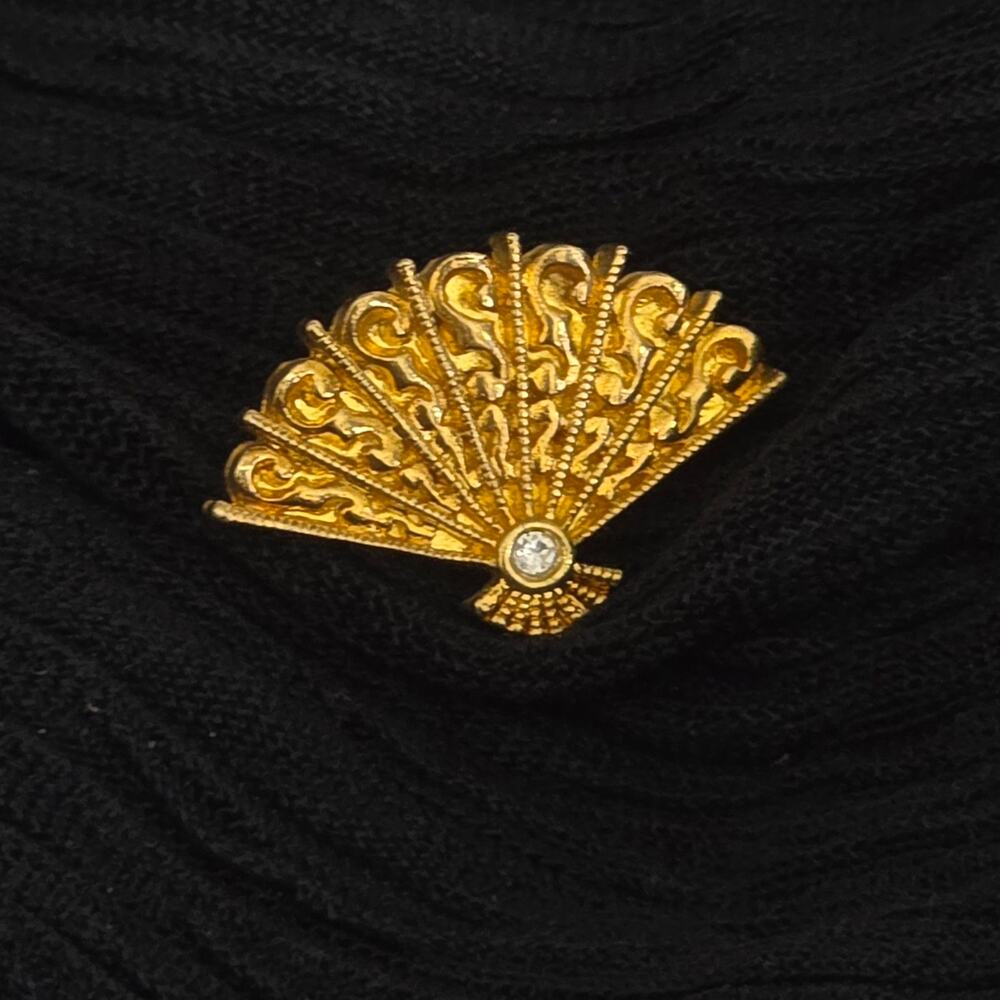 Vintage Gold Tone Folding Fan Pin Clear Rhinestone Ornate